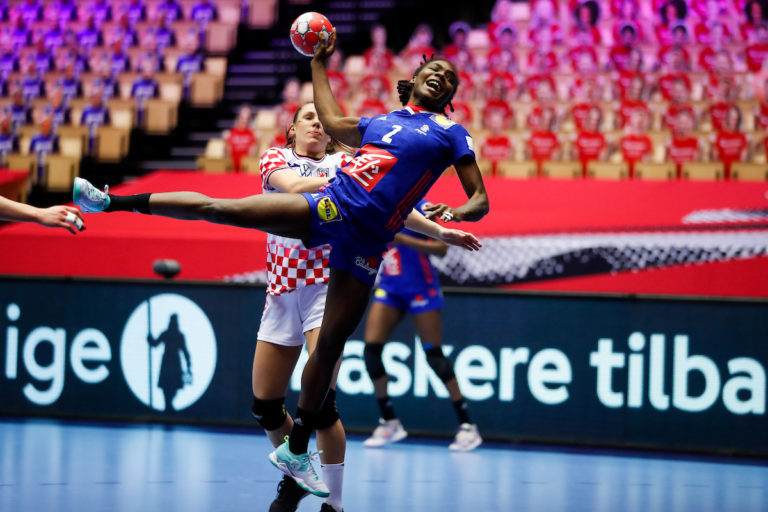 Méline Nocandy victime d'une grave blessure !