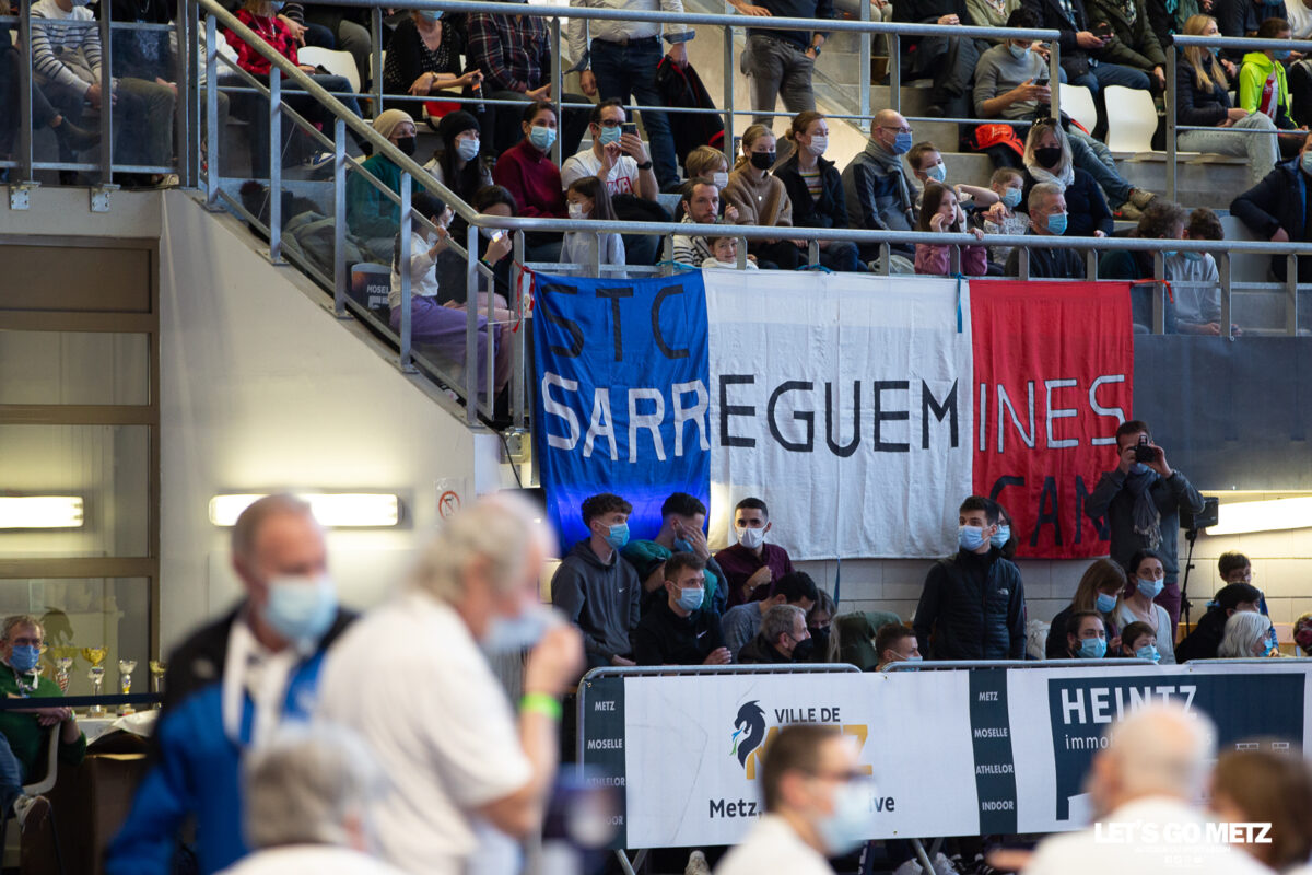 Le drapeau STC Sarreguemines au Meeting Metz Athlélor 2022