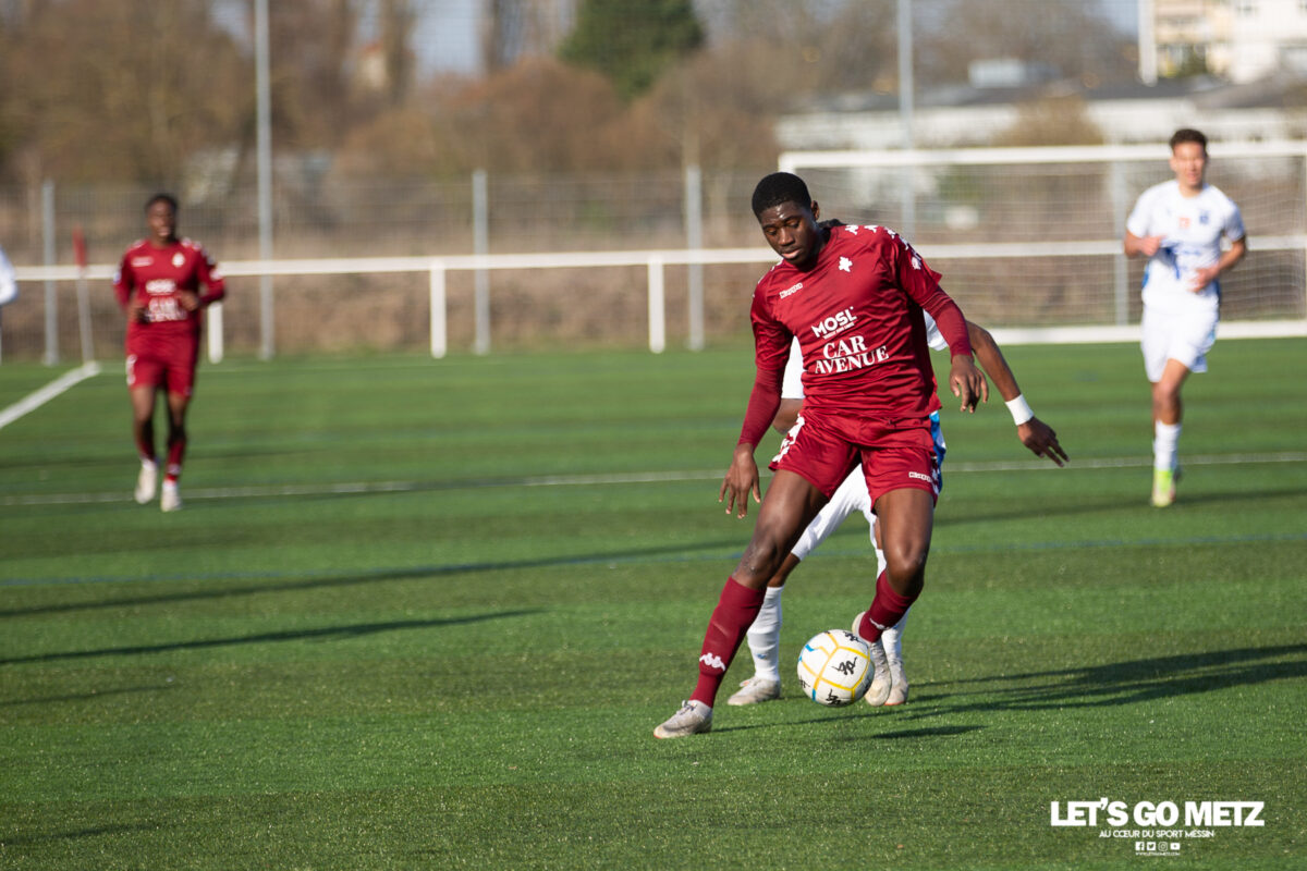 Dylan Vangi, l'imposant défenseur des U19 du FC Metz