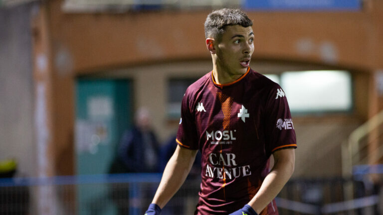 William Mikelbrencis lors du match FC Metz - Lens