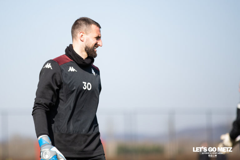 Marc-Aurèle Caillard à l'entraînement avec le FC Metz