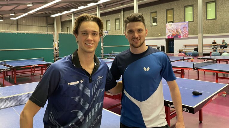 Simon Berglund et Hunor Szocz