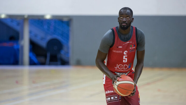 Metz Canonniers - Pape Mbaye sur le flanc