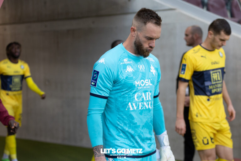 Alexandre Oukidja lors du match face à Pau en Ligue 2 (1-0 en Octobre 2022)