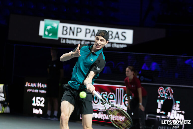 Coupe Davis : Ugo Humbert offre la victoire à la France