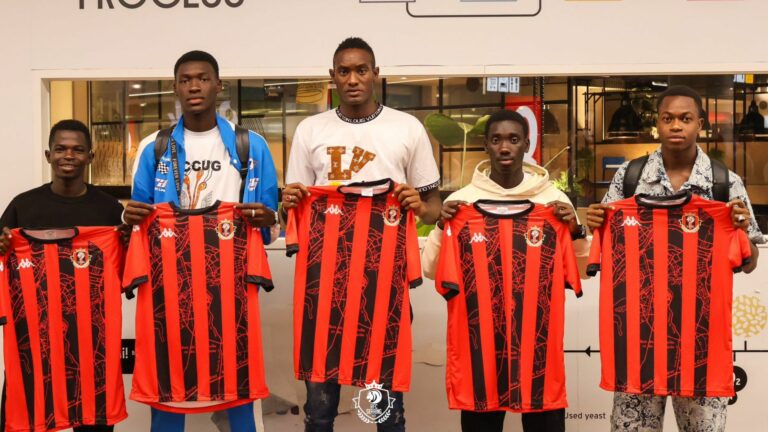 Le RFC Seraing recrute 5 joueurs de Génération Foot !