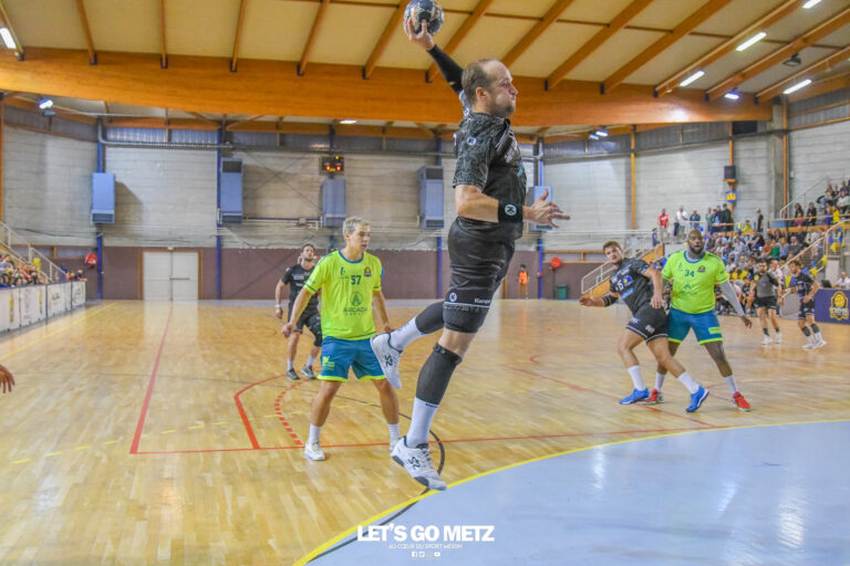 Xavier Blond a brillé avec le MHB dans le derby contre Folschviller en N1M. Crédit photo : Mikaël Frank / Let's Go Metz