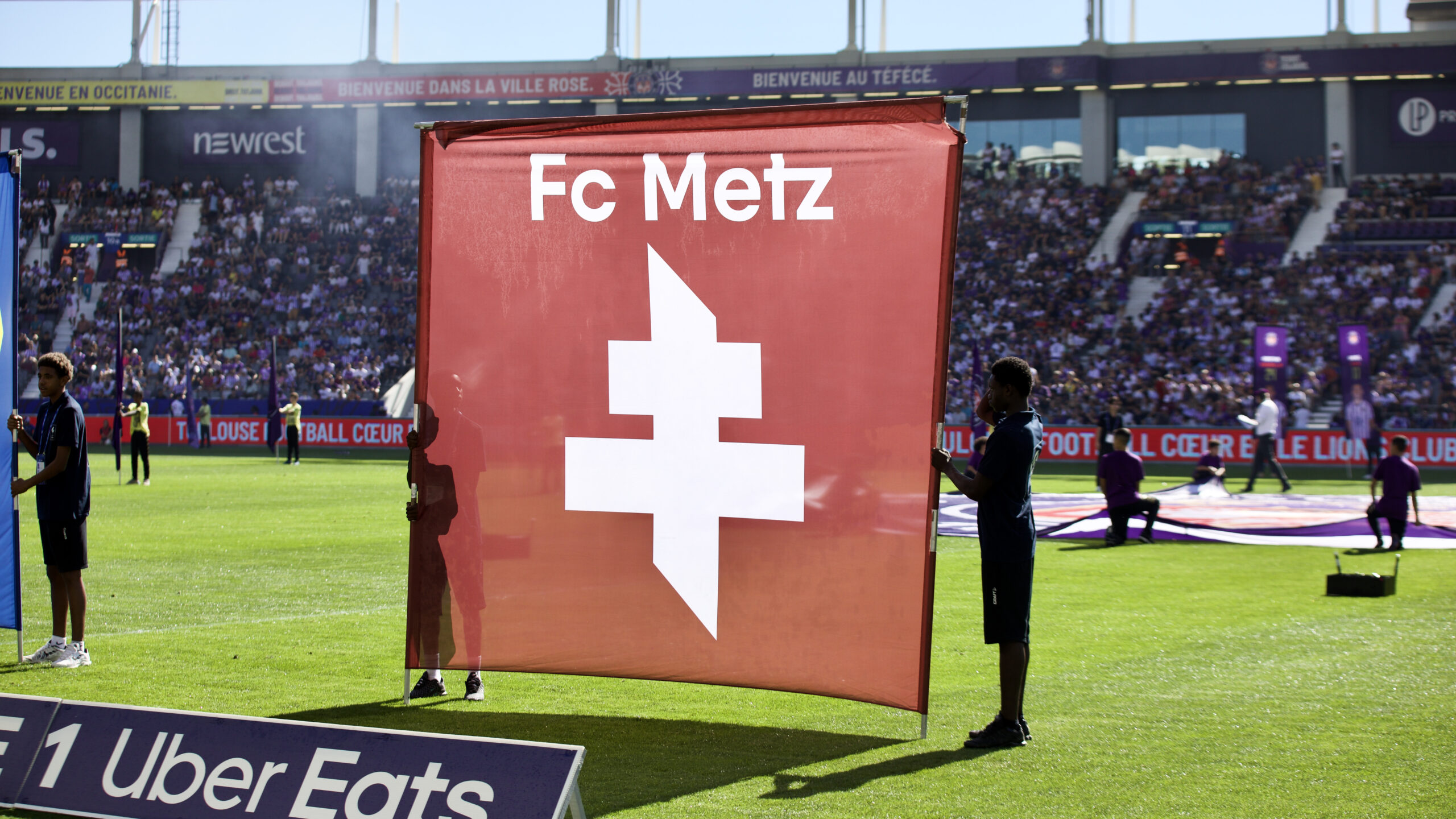 Mercato FC Metz : Un défenseur rejoint une destination surprenante