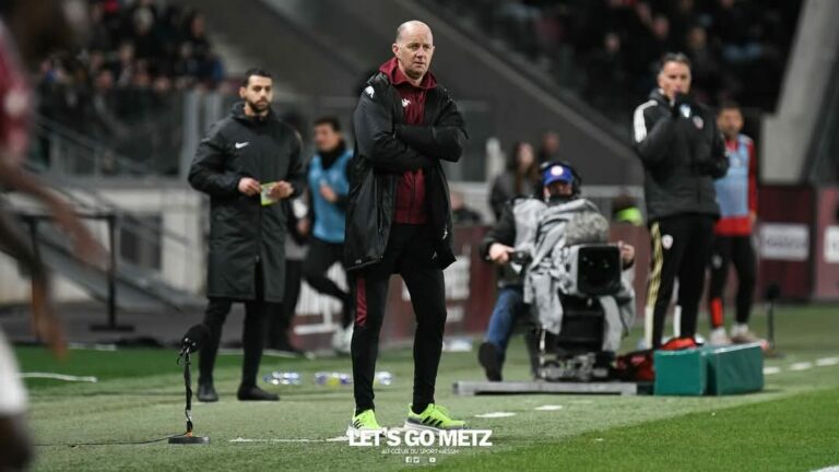 Avant FC Metz - FC Annecy, Stéphane Le Mignan s'est présenté en conférence de presse.