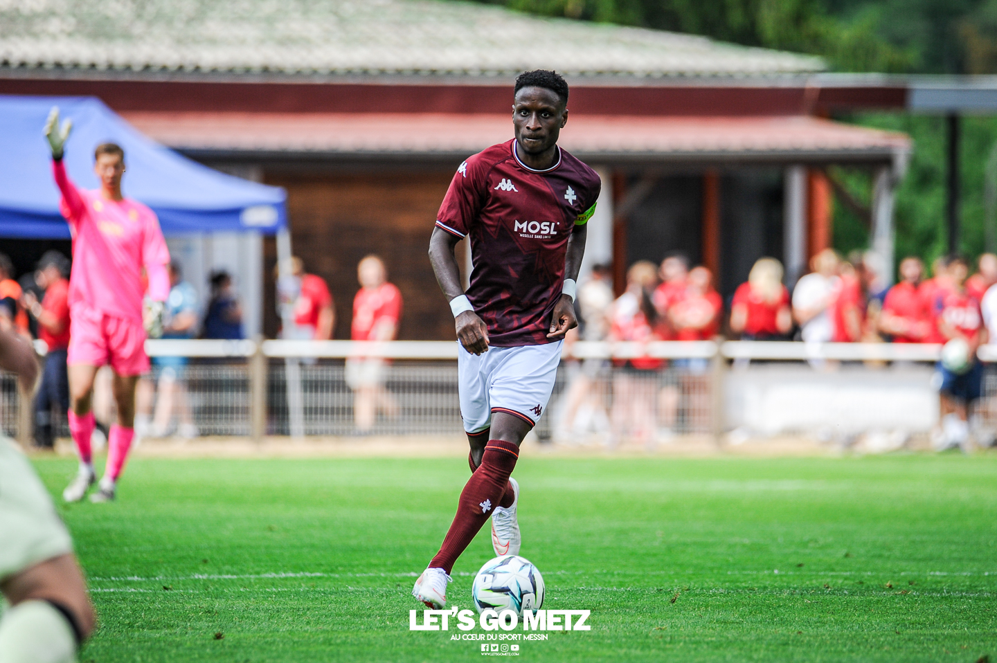 Bouna Sarr (FC Metz) : « Cette année, on sait très bien que le FC Metz sera l’équipe à battre »